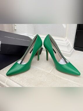 French Connection Emerald Green Pointed Leather Stiletto Heels, Size 8